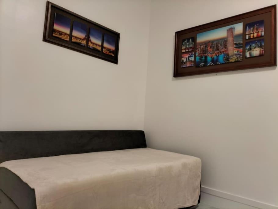 Paris Tourist Apartment, France Stains Exterior photo