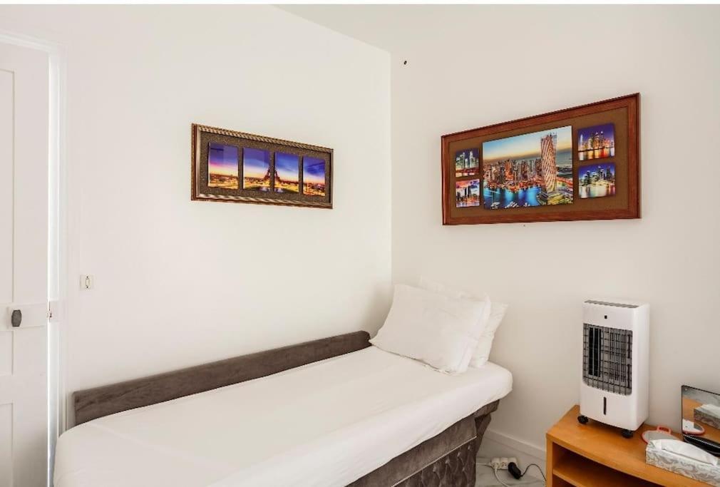 Paris Tourist Apartment, France Stains Exterior photo